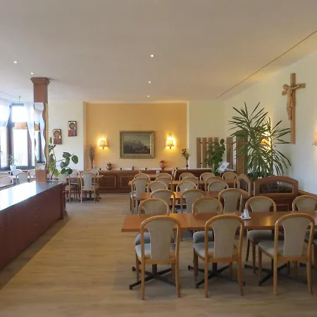 Gäste- Und Tagungshaus Maria Trost Hotel