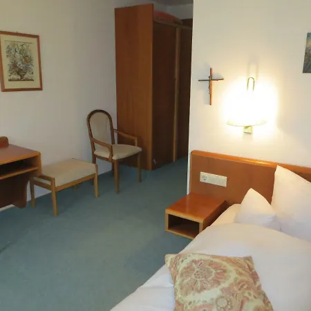 Gaeste- Und Tagungshaus Maria Trost 3*