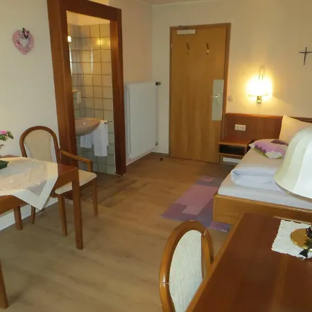 Gäste- Und Tagungshaus Maria Trost Hotel 3*