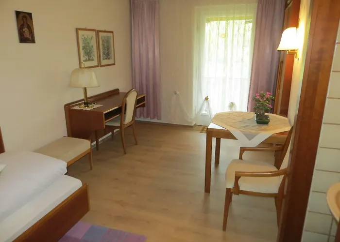 Hotel Gaeste- Und Tagungshaus Maria Trost